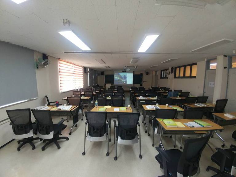 충청남도교육연수원 6급 교육시설물 안전관리 과정 [재난안전훈련계획 작성 및 실습] 재난대응 역량 향상 교육 실시(20180621) - 재난대응 훈련 및 매뉴얼 컨설팅 선도기업 (주)세이프스쿨&세이프스쿨 제공